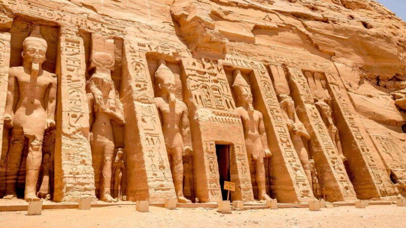 11 Days Tour Across Egypt Wonders