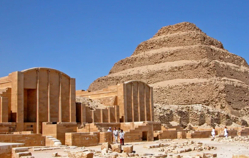 Day Tour to Pyramids, Memphis and Sakkara